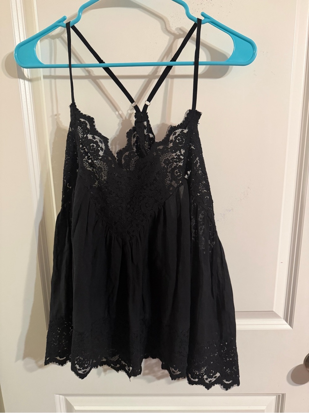 Free People Intimately Black Lace-Trim Cropped Cami Top - Women size XL